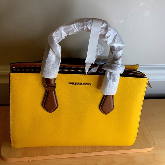 “NEW” “REAL” MICHAEL KORS SATCHEL BAG - Picture 1 of 9
